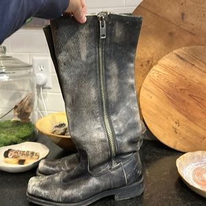 Vintage Frye boots, black distressed size 7.5